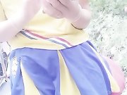 女主播穿足球服電瓶車上野戰還能爬樹上尿尿2