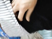 朋友家串门时趁朋友不在勾引正在玩电脑的漂亮小嫂子