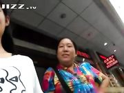 街上碰到一个美女 没聊两句就愿意同我开房操逼