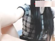 大奶身材超好极品大一嫩妹 摄像头前自抠人造小白虎