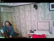 偷拍大冷天匆匆赶来在旅店打一炮的就走的情侣