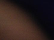 在亲戚家寄宿 半夜摸到表妹的房间捏捏她的小乳头