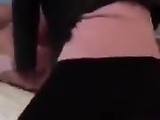 场面震撼闺蜜和老公宾馆滚床单被堵 男的拼死护情人有点让人感动