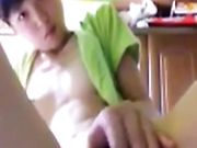 长发女神级美女家中秀出超干净的嫩屄 看着就想舔