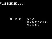 极品大奶教师上课时被几名同学强行按住轮番高速抽插