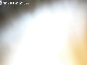 洗浴包间招嫖黑丝少妇隔音不好打炮时不敢大声说话 最后操出白浆