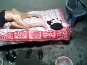 装逼大半夜还要戴个墨镜看他逼舔得爽啊