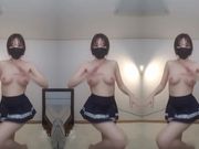 《抖奶舞》身材性感一对大奶又挺又粉嫩抖来抖去