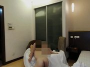 风骚国模被四眼摄影师潜规则干的尖叫声不断