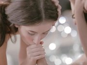 男人的性奋梦想姐妹花一起猛操