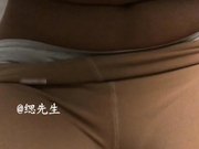 约啪高素质温文尔雅长发美女轻轻一搞淫水就湿透内裤