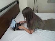 悶騷的大學生美女被大洋屌男友後入性感美臀