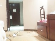 招嫖小卡片找来两个妹子玩双飞哈哈每天吃几个生蚝就是厉害