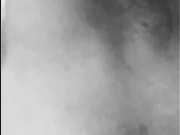 高颜值魔鬼身材TS小乔和男友，对鸡巴痴情有加，往鸡巴倒酸奶让小乔吃爽爽