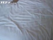 趁姐姐不在 白嫩小姨子制服诱惑勾引淫声迭起2