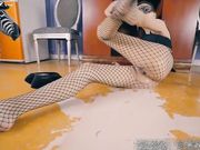 [极品拳交女王周晓琳系列]-超大号针筒注射花生牛奶