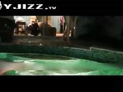 夫妻聚会群魔乱舞后温泉交换激情操逼