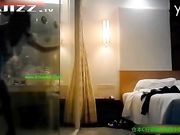 纯情小护士吉泽明步 鸡巴太大第一个美女受不了跑了 第二个尽力服务也被操得哀鸣不已