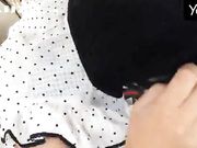 2017国产金典之作 开车载漂亮女生到乡村野战