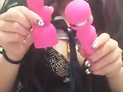 网红小主播身材爆表 穿制服近距离自拍摸胸抠穴