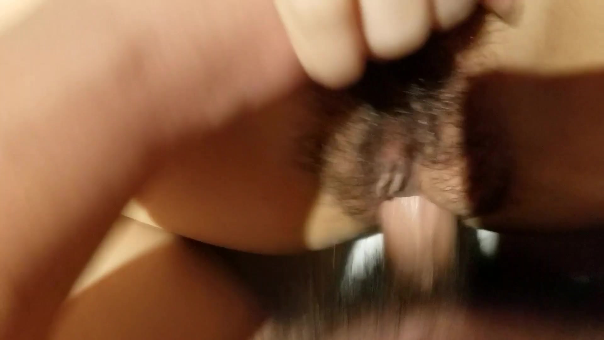 【百度云泄密】极品高颜值年轻小情侣旅游途中在旅馆啪啪视频流出