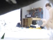 帅哥找小姐上门服务颜值不错的黄衣牛仔短裤美女