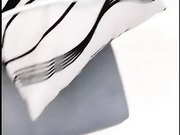 『人间水蜜桃』五人淫乱啪 猜拳游戏输的脱衣服 两男两女对抗战