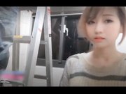 正妹全裸挑逗勾引水電師傅衛生間打炮