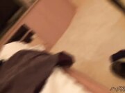 女神级性感漂亮女秘书给经理送文件时被诱惑潜规则