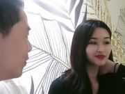 178CM女神级翘臀长腿大美女见客人在直播扭动翘臀配合