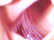 哇塞太刺激眼球了 扒开女人阴道近距离用手电照明观看阴道内壁