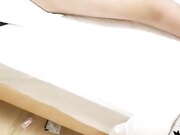 萝莉嫩妹和纹身小伙4P啪啪，口交后面玩弄粉穴上位骑乘抽插