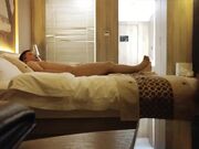 老板酒店重金网约高颜值气质外围女模超级大吊奶高冷型太狠了把肚子操疼了