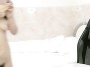 新晋00后颜值小萝莉主播忽悠下海啪啪身体太敏感稍微挑逗就乱扭