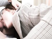 苍先生酒店潜规则想做模特的气质白领小姐姐粉嫩的小穴一模就出水