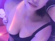 边境性爱好风光 老金哥KTV玩个冷傲越南妹纸泄泄火