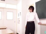 偶像团体成员出道 最受欢迎女优-三上悠亜 楚楚可怜的女神学生模样