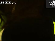 趁白嫩小妞醉酒拍摄其诱人咪咪和小穴