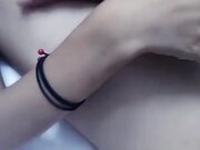 苗条漂亮阴毛浓密，性欲强男友开发已到位