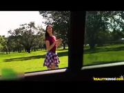 拍摄内衣广告的女模特跟摄影师搞上