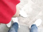 调教女友新人小哥和红衣妹子户外啪啪，公园路边口交撩起裙子骑坐舔逼