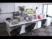 E奶眼睛妹被强制性交