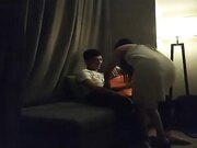 极品御姐骚货，魔鬼身材蜂腰翘臀，大屌猛男沙发上肆意蹂躏