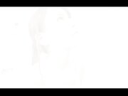 巨乳少妇跟秃头男全身涂满润滑剂然后一起洗澡