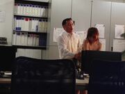 2泊3日の社員旅行中、居残りを命 希島あいり (2)