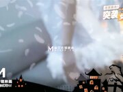 麻豆传媒映画-突袭女优家最终回EP4神秘女优双双突袭万圣节任务不射精就捣蛋