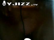 大奶嫩妹快来大姨妈了 直播换上姨妈垫给你看