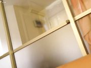 钟情于口交的妹子吸允着大屌时表情很享受