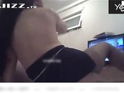 风韵十足的气质小少妇在洗浴中心做按摩时碰到个鸡巴比较大的客户 按着按着吃起鸡巴来了