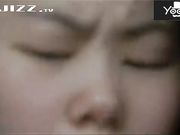 韩国高清业余自拍之露脸漂亮美女家中多种姿势被狂插淫叫